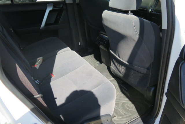 2016 Toyota LandCruiser Prado GDJ150R GXL SUV Image 12