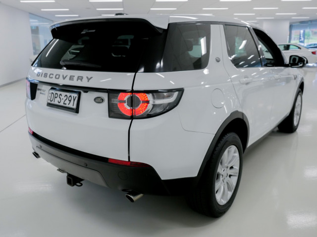 2015 MY16.5 Land Rover Discovery Sport L550 SD4 SE Suv Image 7