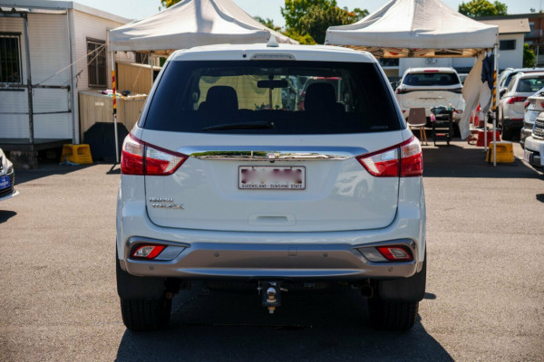 2021 Isuzu MU-X RJ LS-U SUV Image 3