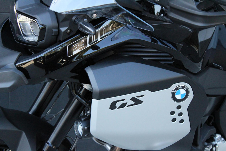 2026 BMW F 900 GS Adventure Ride Pro F 900