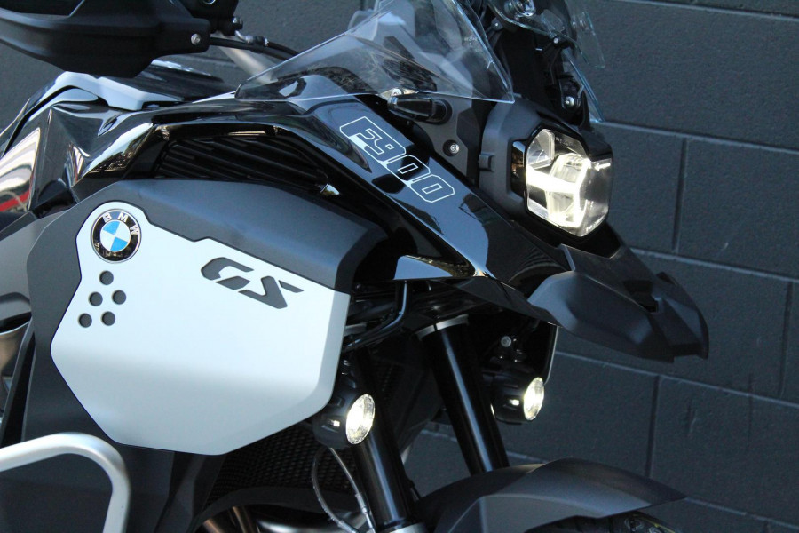 2026 BMW F 900 GS Adventure Ride Pro F 900