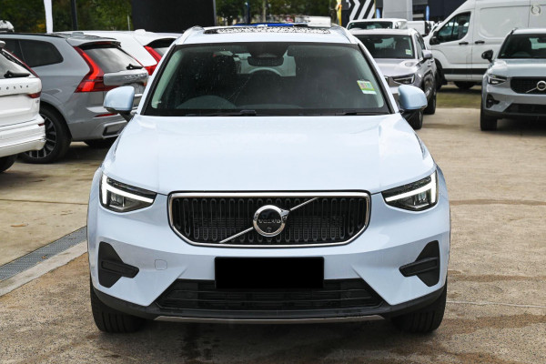 2026 Volvo XC40 XZ Plus B4 SUV Image 2