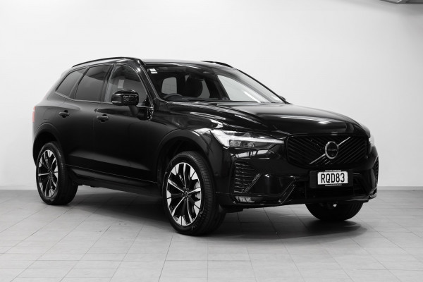 2026 Volvo XC60 UZ B5 Ultra Dark 2L Mild Hybrid AWD SUV Image 1