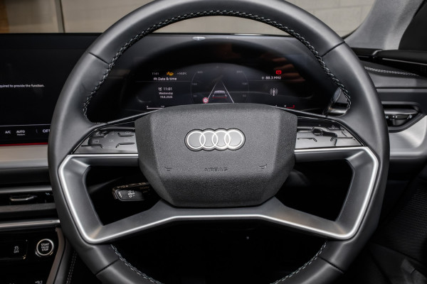 2025 Audi Q5 GU TFSI 150kW SUV image 10