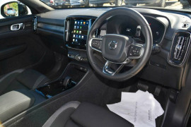 2023 Volvo C40 XK Recharge Twin SUV image 15