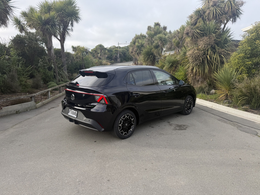 2026 MG MG4 AH4E Essence 64 Hatch Image 2