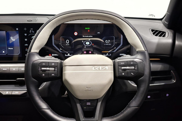 2025 Kia K4 CL4m GT-Line Sedan Image 10