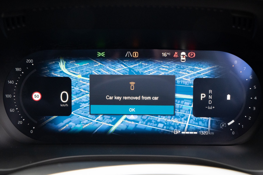 2026 Volvo XC60 UZ Ultra B5 Dark SUV Image 16
