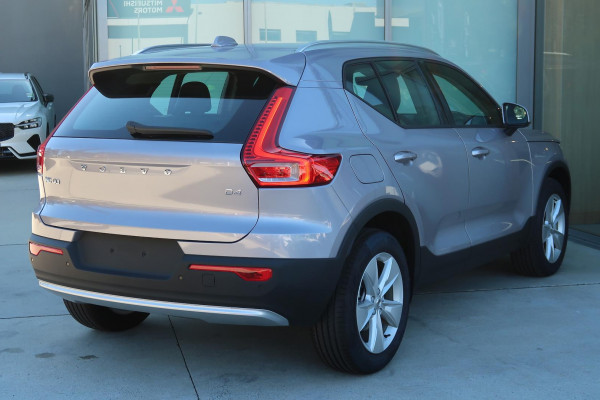 2025 MY26 Volvo XC40 XZ Plus B4 SUV Image 6