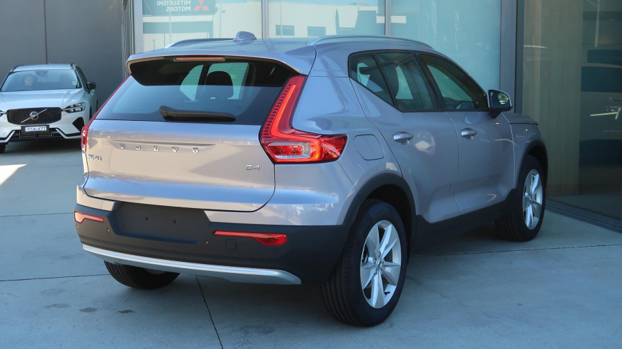 2025 MY26 Volvo XC40 XZ Plus B4 SUV Image 6