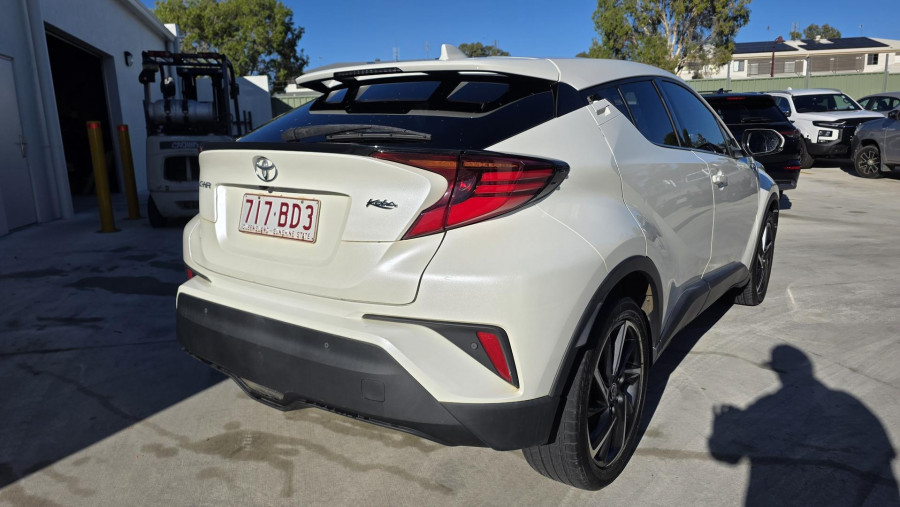2020 Toyota C-HR NGX Koba SUV Image 3