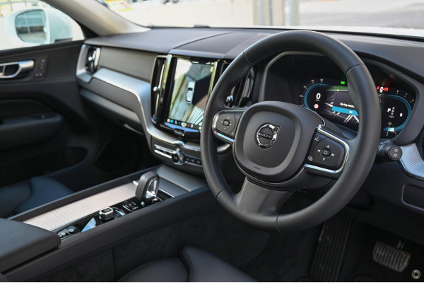 2024 MY25 Volvo XC60 UZ Plus B5 SUV Image 5