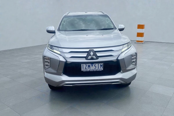 2020 Mitsubishi Pajero Sport QF GLX SUV Image 2