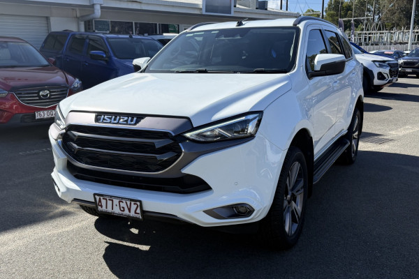 2022 MY23 Isuzu MU-X RJ LS-T SUV Image 6