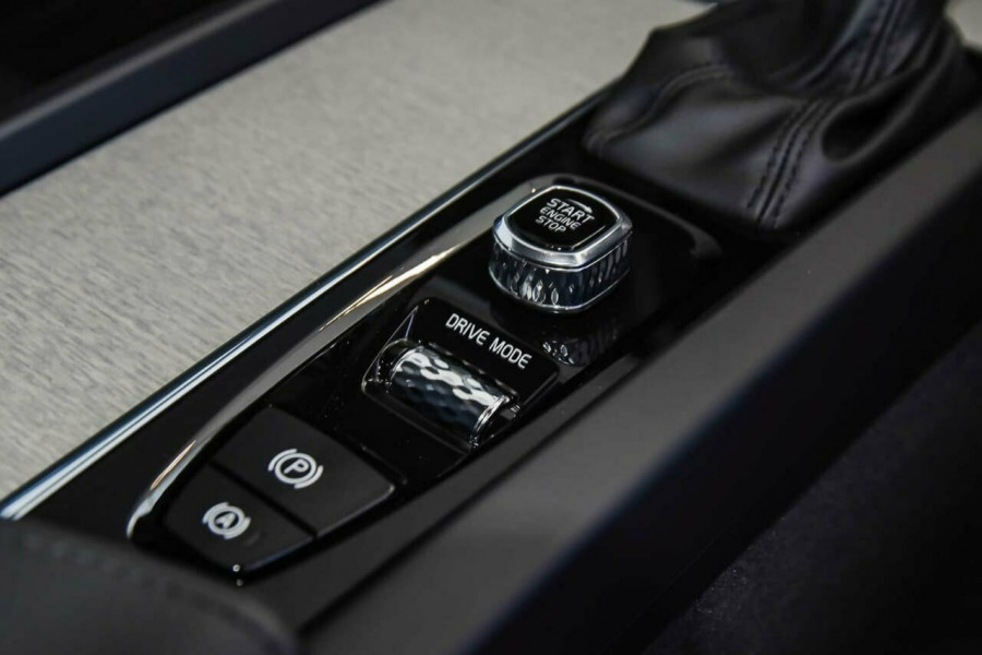 2019 MY20 Volvo XC60 UZ D4 Inscription Suv Image 15