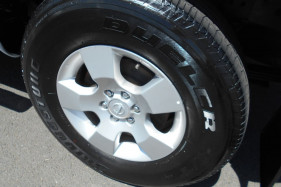 2010 Nissan Navara D40 ST Utility