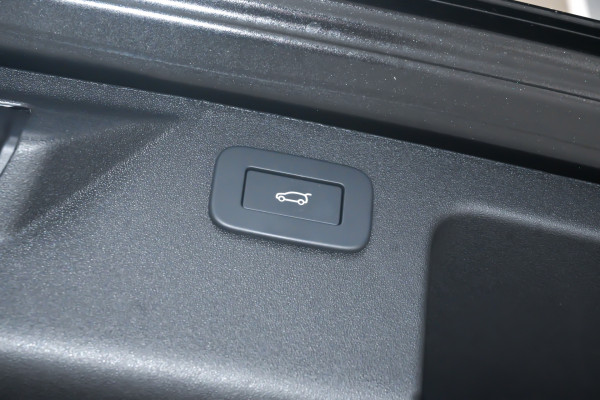 2025 MY25.5 Land Rover Discovery Sport L550 P250 Dynamic SE SUV image 22