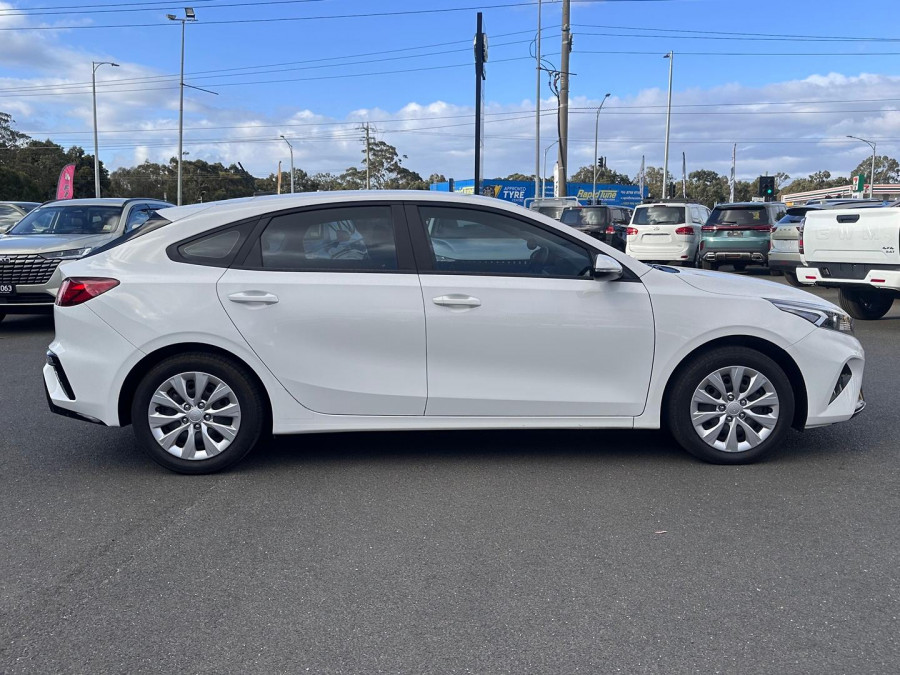 2024 Kia Cerato BD S Hatch Image 10