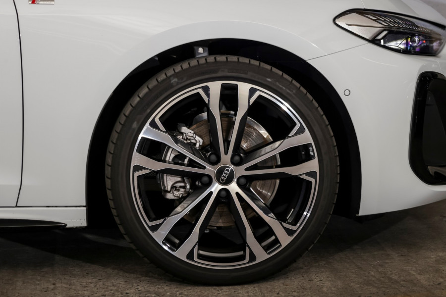 2025 Audi A5 B10 TFSI 150kW S line Sedan