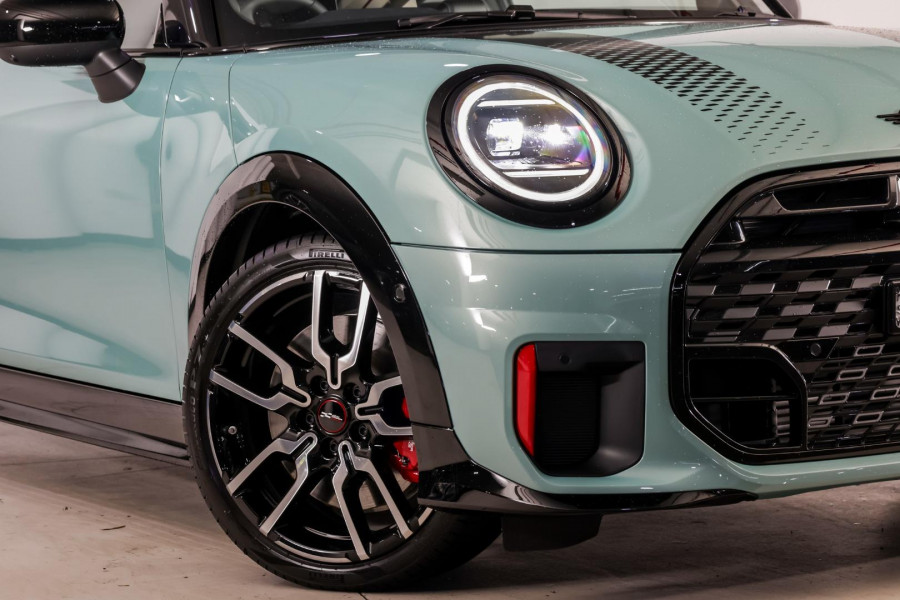 2026 MY25 MINI Cooper F66 JCW Favoured Hatch