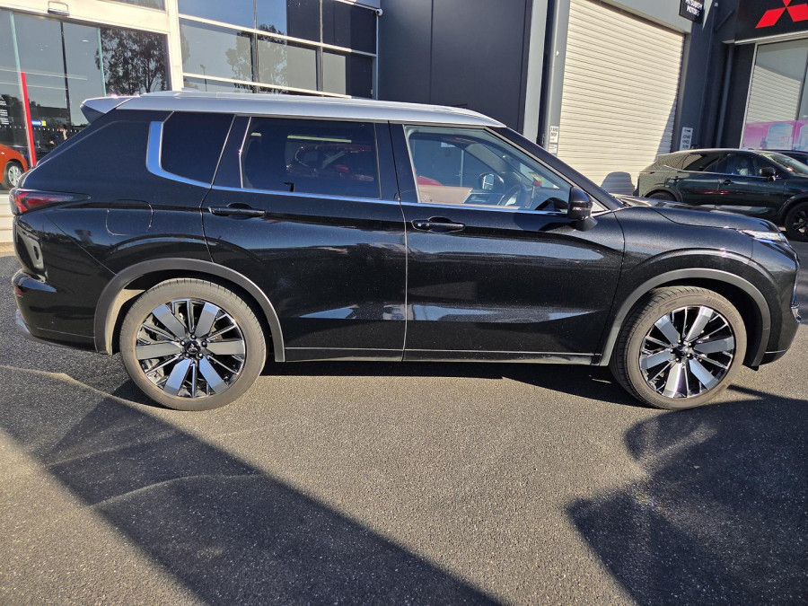 2025 Mitsubishi Outlander ZM Exceed Tourer SUV Image 7