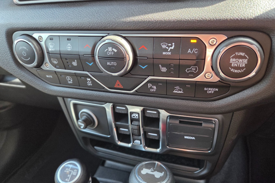  Jeep Wrangler Unlimited Sport S SUV Image 17