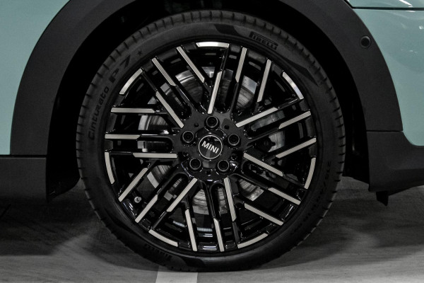2025 MINI Cooper F65 C Favoured Hatch image 22