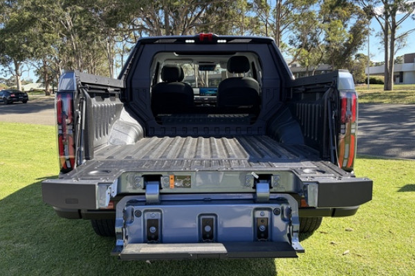 2025 MG U9 EKK1C Explore Pro Ute Image 13