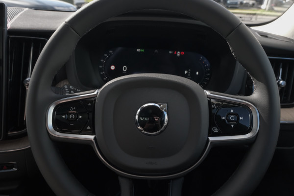 2026 Volvo XC60 UZ Plus B5 Bright SUV image 14