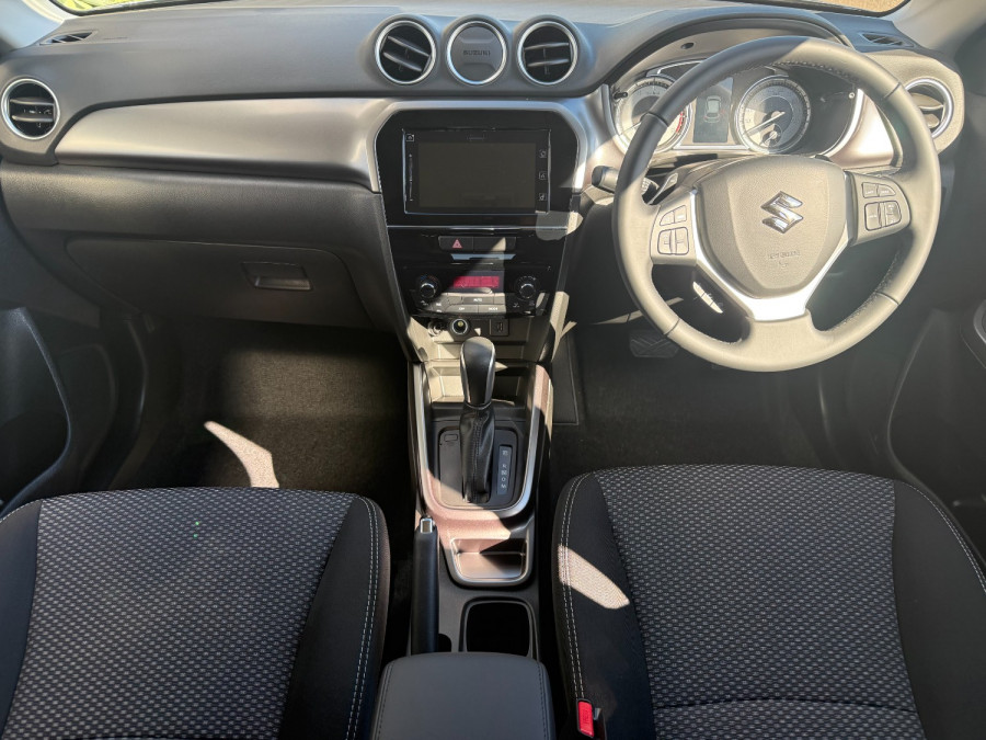 2024 Suzuki Vitara Wagon Image 11