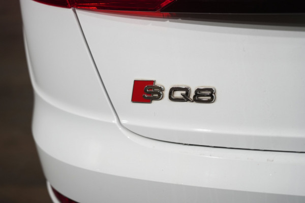 2021 Audi SQ8 F1 TDI SUV image 9