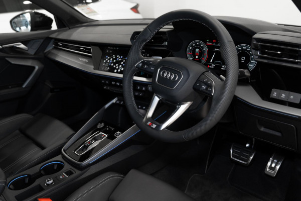 2026 Audi A3 GY TFSI 150kW S line Hatch image 6
