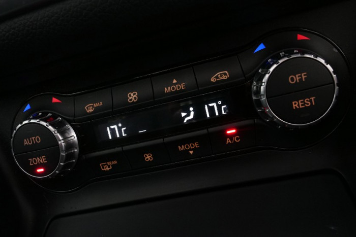 2014 Mercedes-Benz A Class W176 A200 Hatchback Image 12