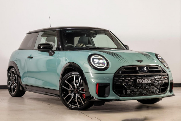 MINI Cooper JCW Favoured F66
