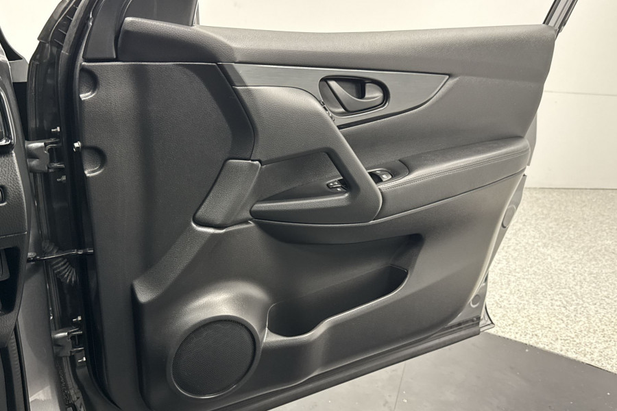 2020 Nissan QASHQAI Midnight Edition Wagon Image 19