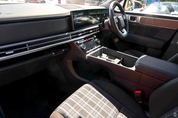 2026 Hyundai Santa Fe MX5.V2 Hybrid SUV Image 6