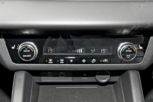 2025 MY24 Mitsubishi Outlander ZM Aspire SUV Image 15