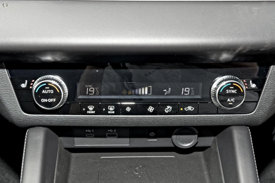 2025 MY24 Mitsubishi Outlander ZM Aspire SUV Image 15