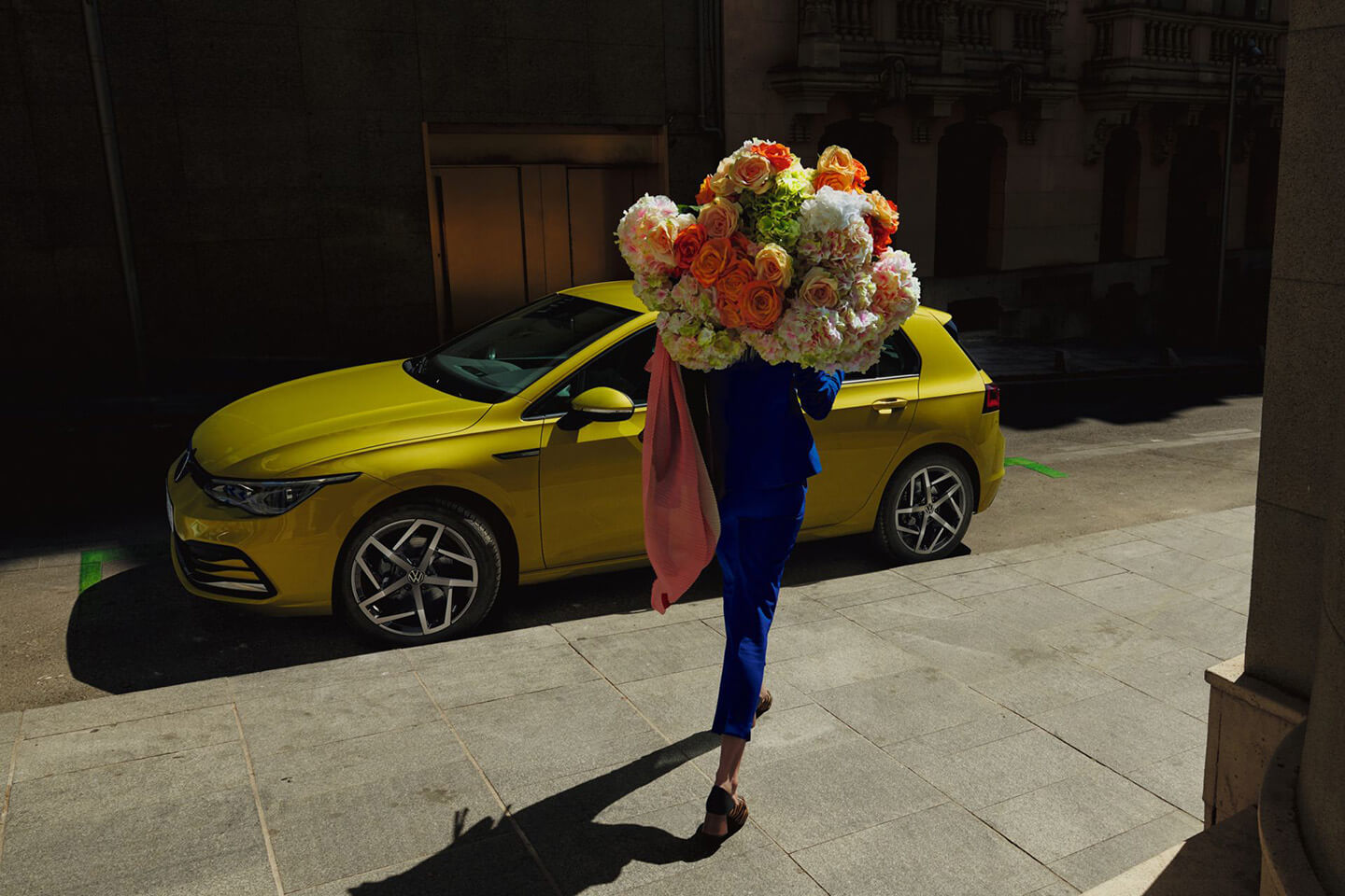 Born to <strong>stand out</strong> Image