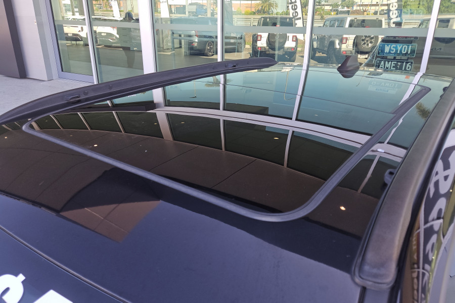 2023 Jeep Compass M6 S-Limited SUV Image 12
