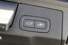 2018 Volvo XC60 UZ  T8 R-Design Suv