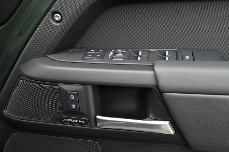 2026 Land Rover Defender L663 110 D350 X-Dynamic HSE SUV