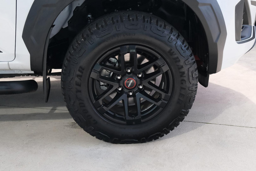 2025 MY25.5 Isuzu D-MAX RG BLADE Ute Image 6