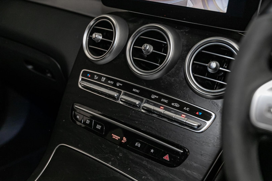 2022 Mercedes-Benz GLC-Class X253 GLC200 SUV Image 27