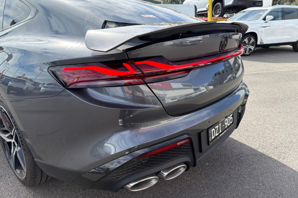2025 MG MG7  Essence Sedan Image 4
