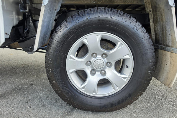 2010 Mazda BT-50 UN DX+ Cab Chassis Image 11