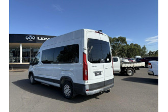 2021 LDV Deliver 9  11-Seat Bus