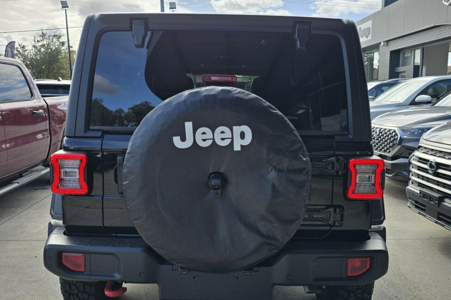 2024 Jeep Wrangler JL Unlimited Rubicon SUV Image 6