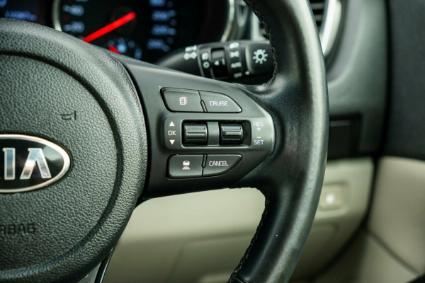 2018 MY19 Kia Carnival YP SLi People Mover Image 14