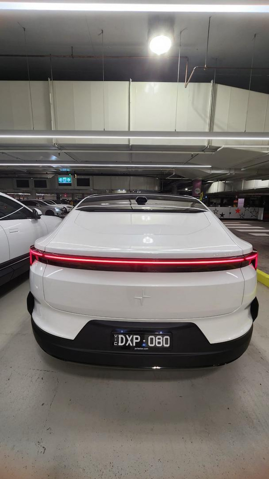 2025 Polestar 4  Long range Single motor Coupe Image 5